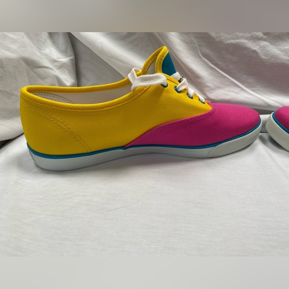 NWT NIB Vintage 80s 90s Fun Color Block Sneakers, Easy Spirit Size 7.5M - Picture 6 of 11
